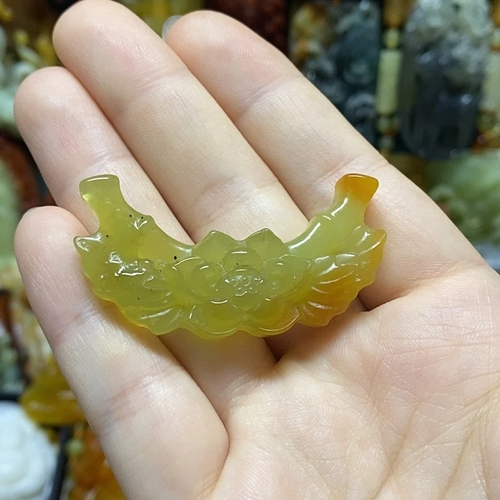 蛇纹石玉未镶嵌吊坠(赠链)