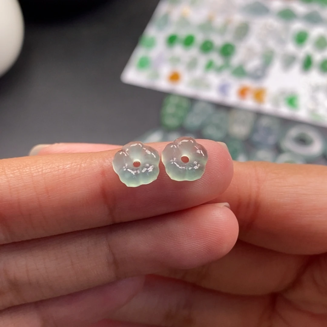 翡翠散珠冰胶晴底小花