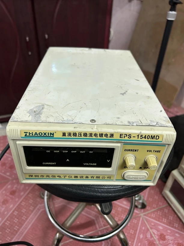 8新  15V40Ａ成色一般包好可调电源