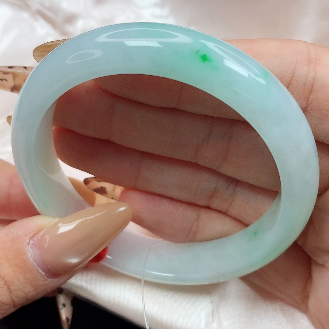 未镶嵌手镯翡翠54