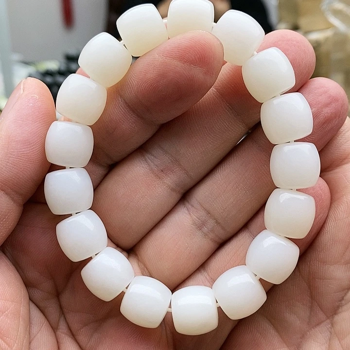 【闪购商品】未镶嵌手链和田玉13米达