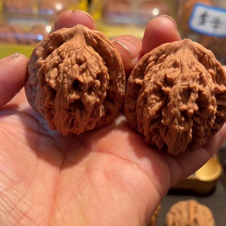 文玩核桃把件善*虎头