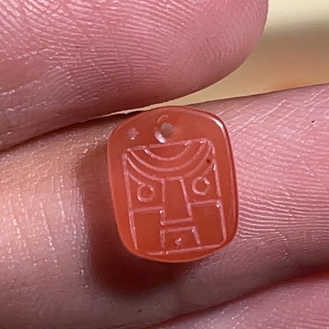 雨***木南红玛瑙未镶嵌扎基拉姆牌子