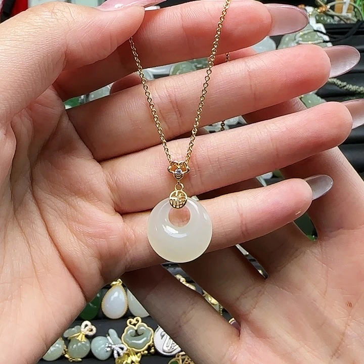 和田玉银S925镶嵌吊坠(赠链)