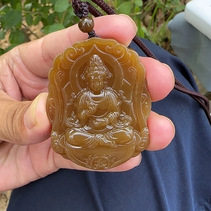 和田玉（糖玉）未镶嵌颈饰