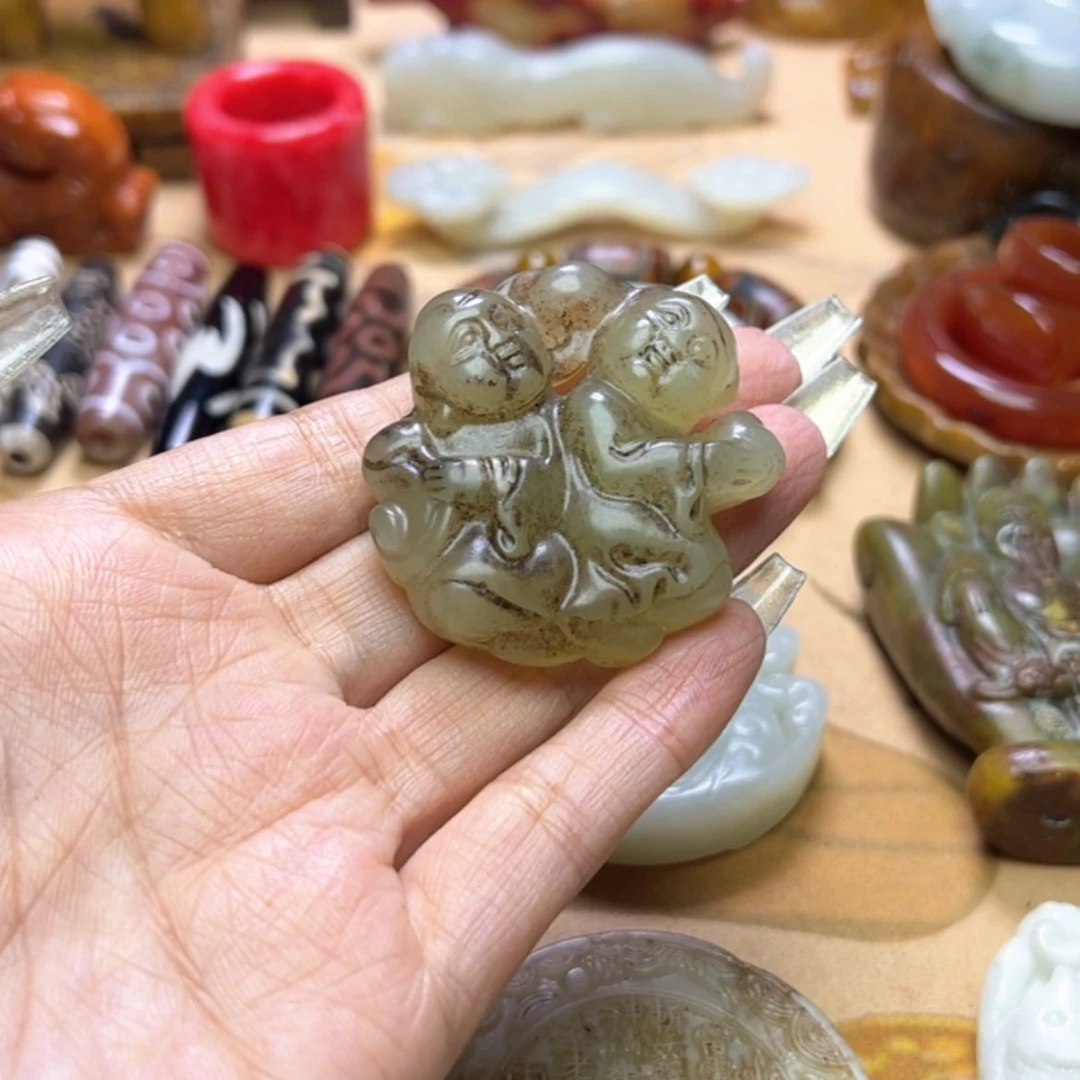 【闪购商品】蛇纹石玉颈饰未镶嵌