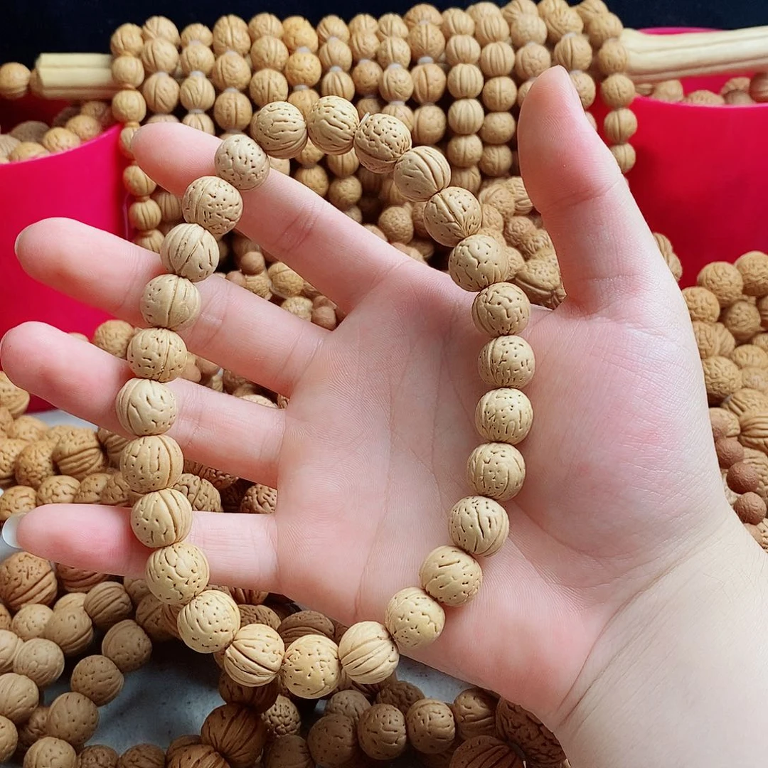 桃核手串手持桃核
