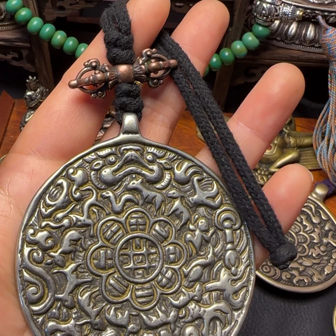 岳***英泥塑藏传牌子……藏传牌子