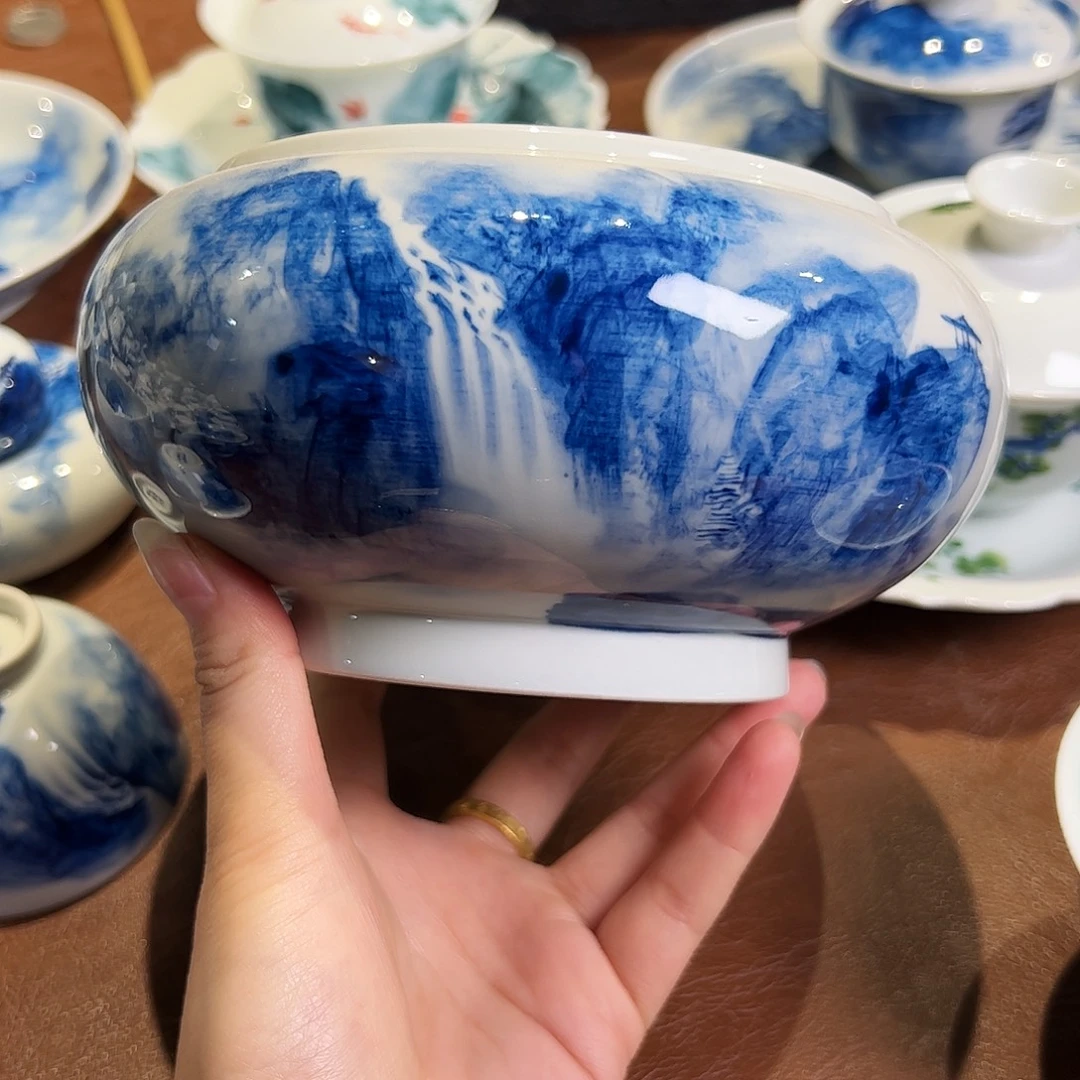 诚***尧青花手绘山水水洗