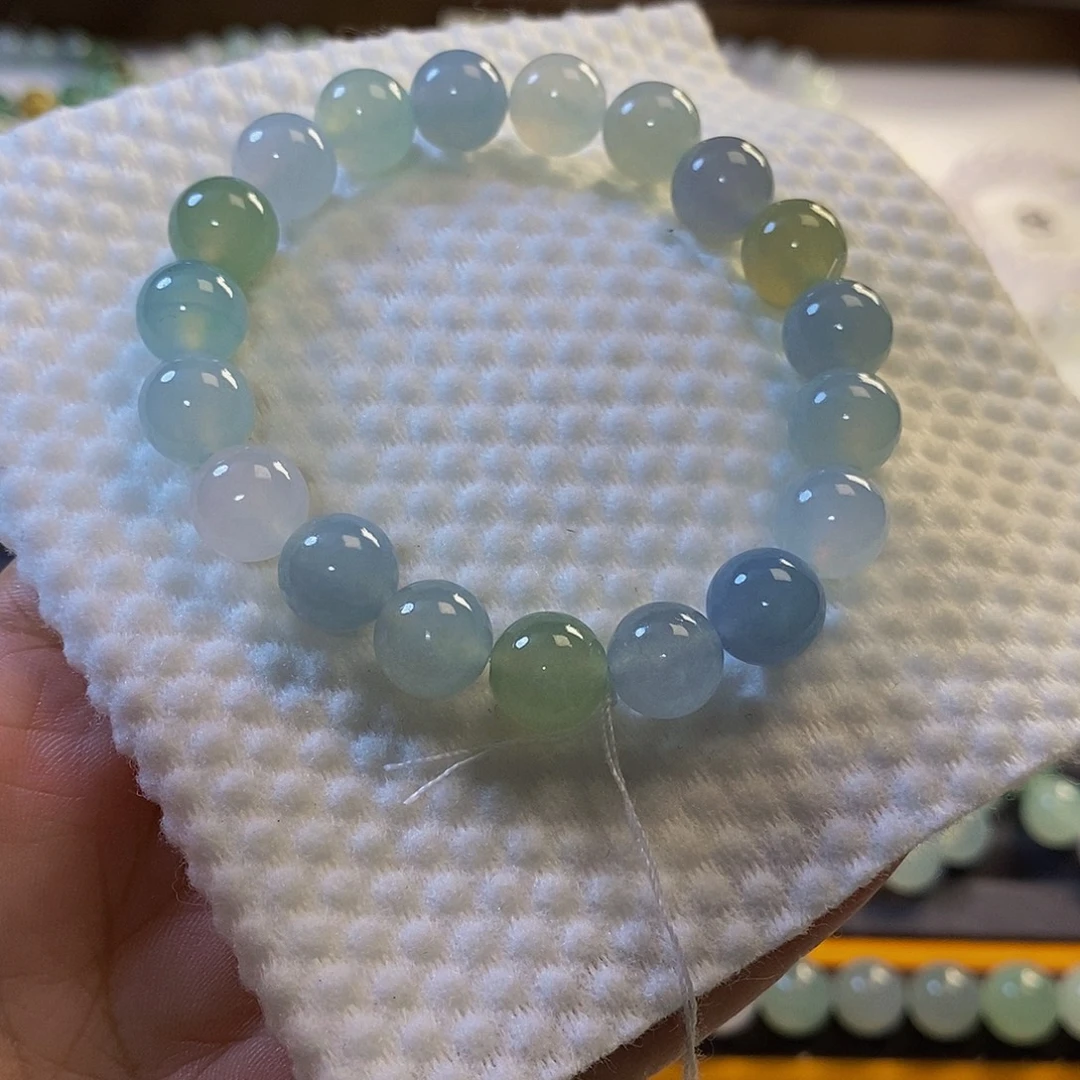 定制翡翠未镶嵌翡翠.