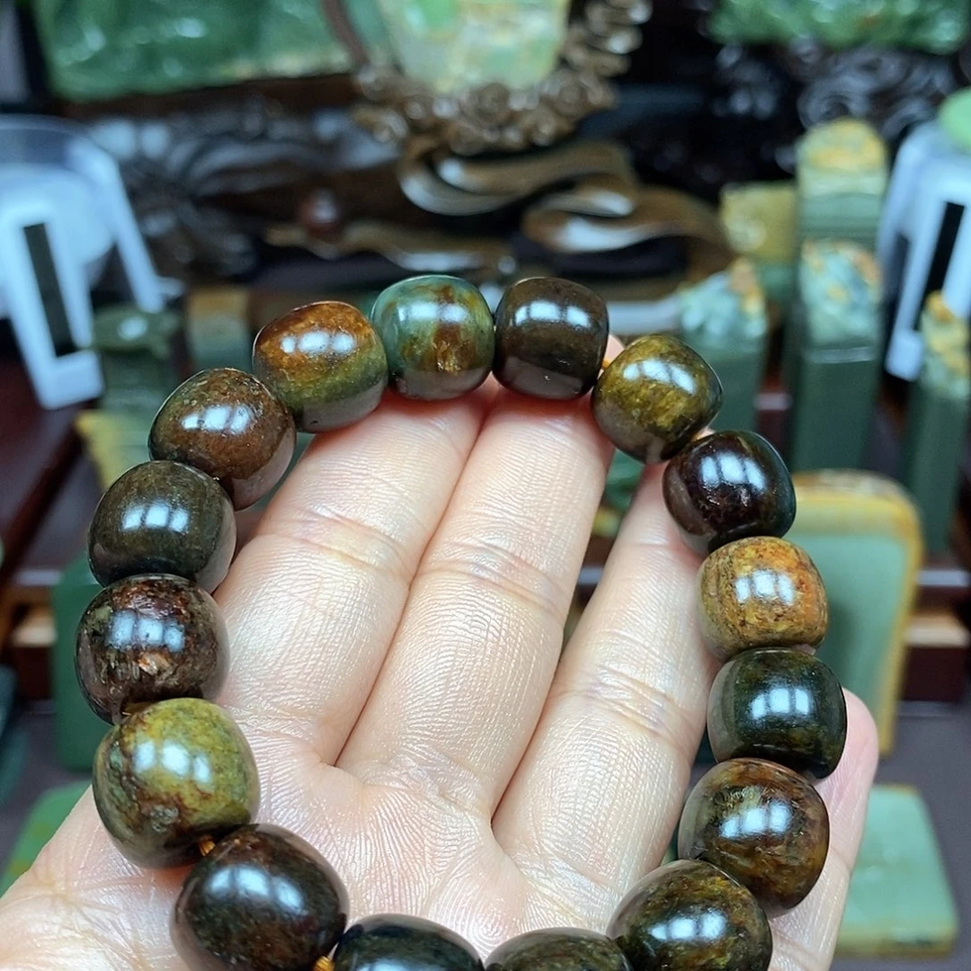 岫岩河磨玉（透闪石质玉）未镶嵌颈饰