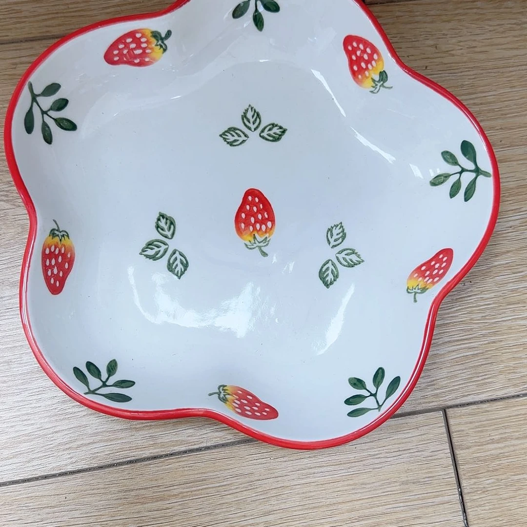 瓷片六个，。  微瑕款