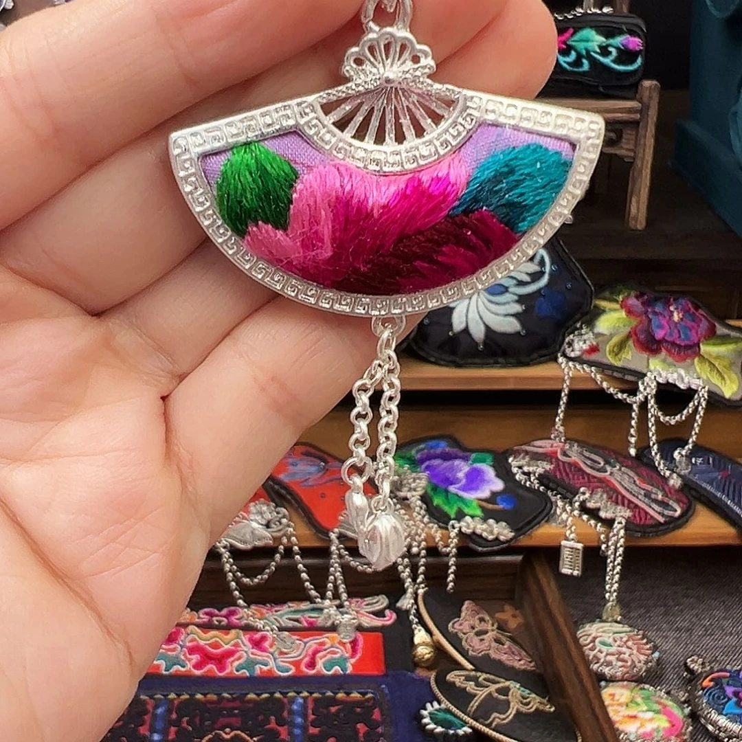 织绣手工刺绣工艺品