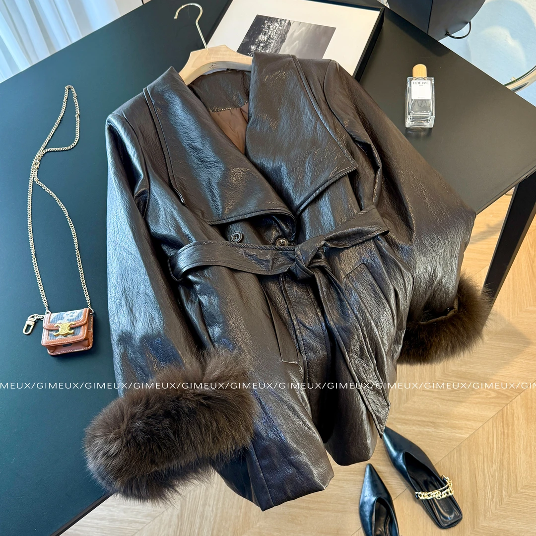 轻奢优雅风大翻领毛袖羽绒服女冬季PU皮收腰气质轻薄大衣加厚外套