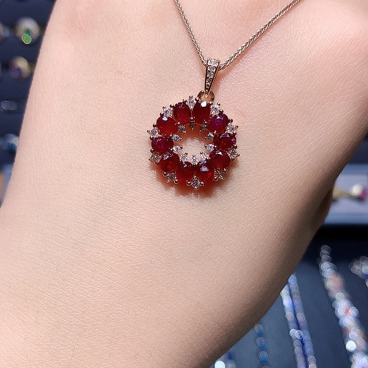 银S925镶嵌红宝石吊坠(赠链)