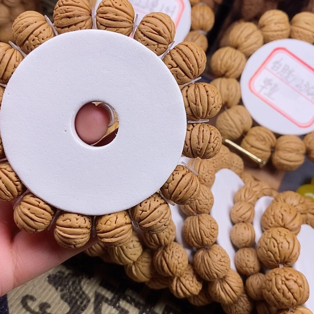 桃核手串秃***头老树金鱼肚1.7