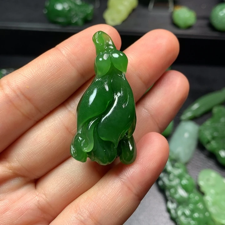 一***宝颈饰未镶嵌和田玉