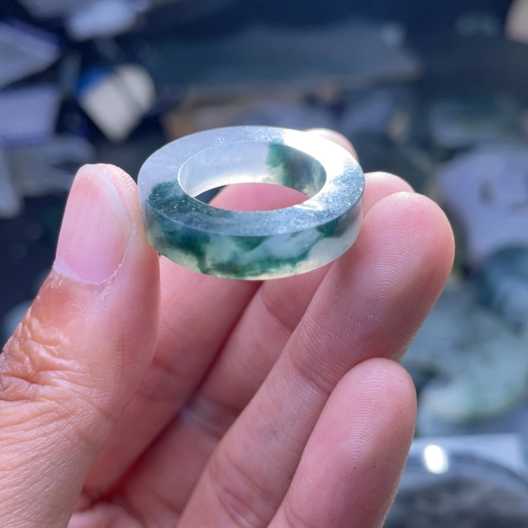 定制翡翠未镶嵌翡翠定制