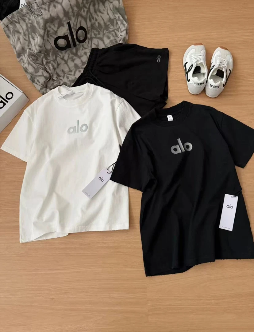 AL0-胸前大反光亮标情侣宽松大T恤