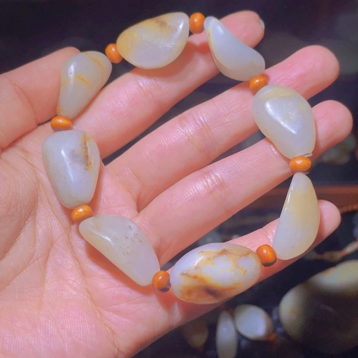 手链未镶嵌和田玉明