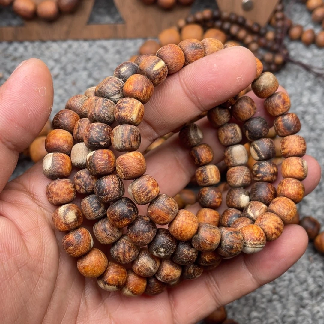 贡木贡木8.9老型夹白