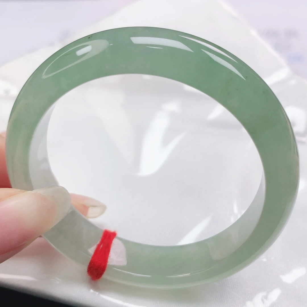 翡翠未镶嵌手镯翡翠52.6冰果绿半山水正圈