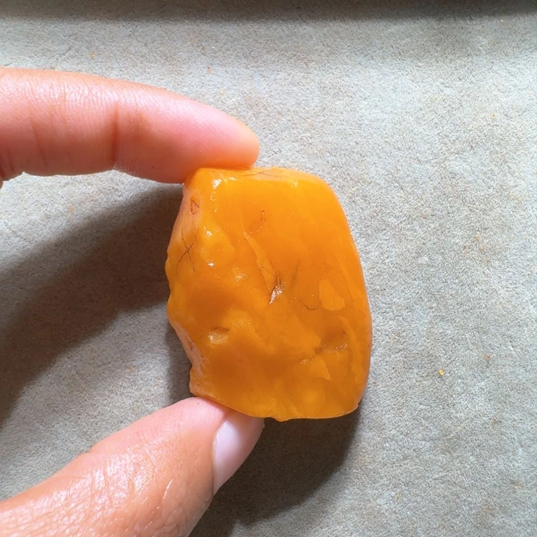 未镶嵌定制琥珀u**e定制
