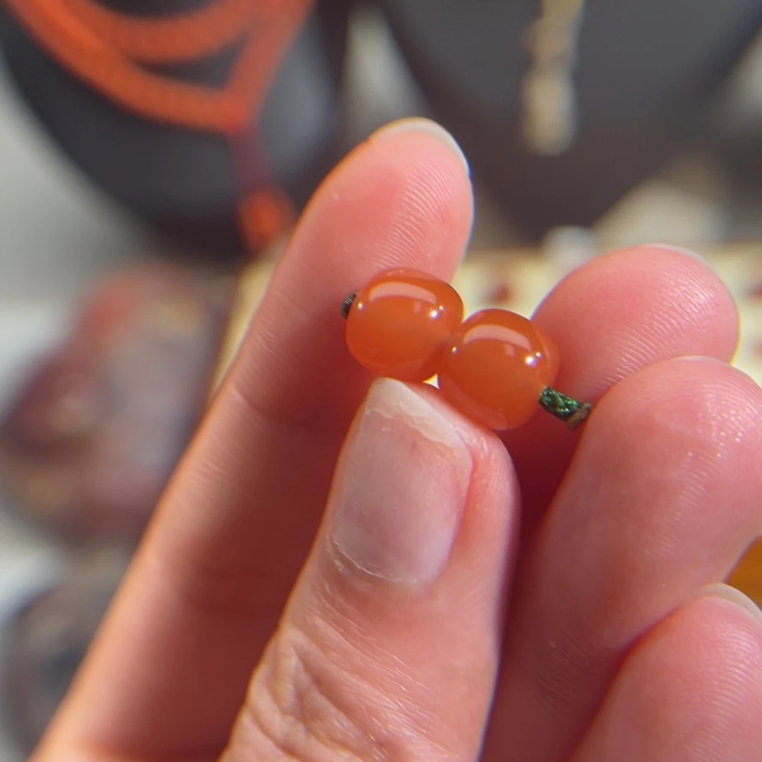 南红玛瑙未镶嵌老型对珠8.5mm