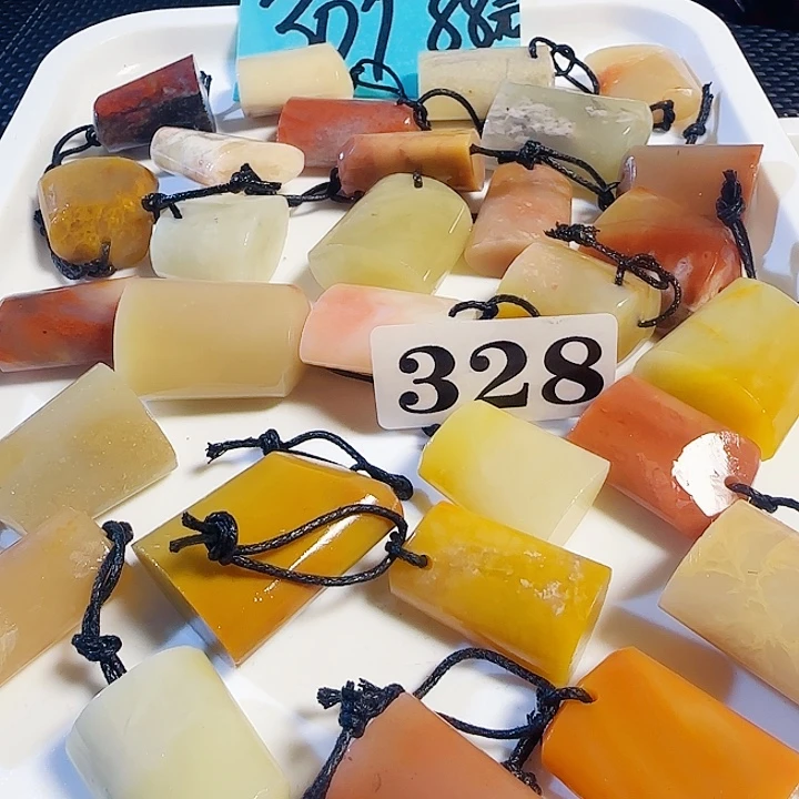 印石青田石老挝石椭圆随形印章30个88元，尺寸2-3多公分