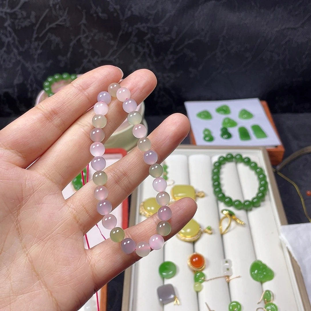 和田玉手串未镶嵌今***。