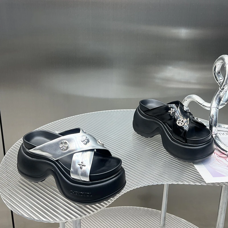 内增高外穿凉拖鞋女夏2025新款小个子欧货10cm厚底一字拖G8988-26