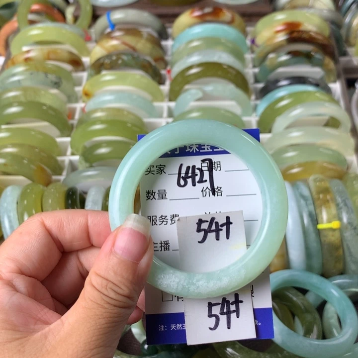 蛇纹石玉未镶嵌手镯6427