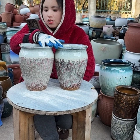 口17高23瑕疵盆子。