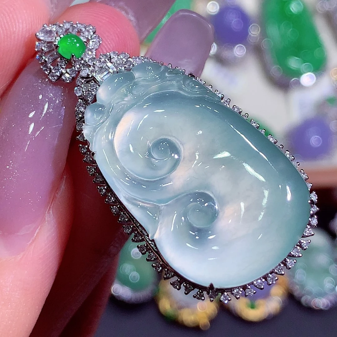 翡翠18K金镶嵌吊坠(不含链)