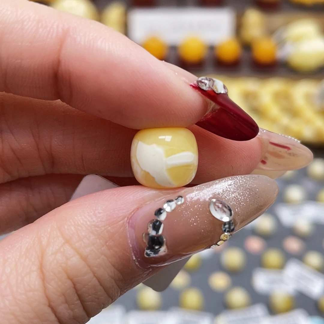 琥珀裸石未镶嵌蜜蜡老型11*9.6mm微瑕