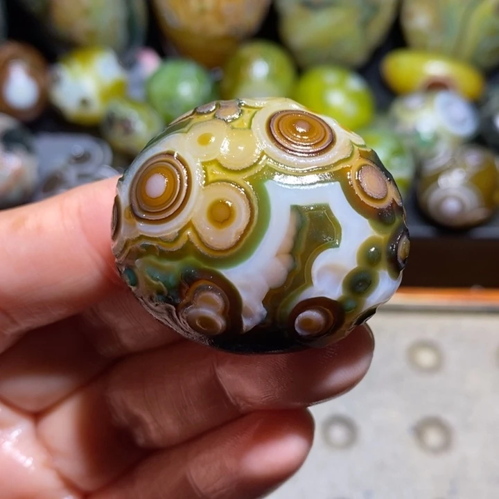 未镶嵌玛瑙/玉髓珠宝半成品22