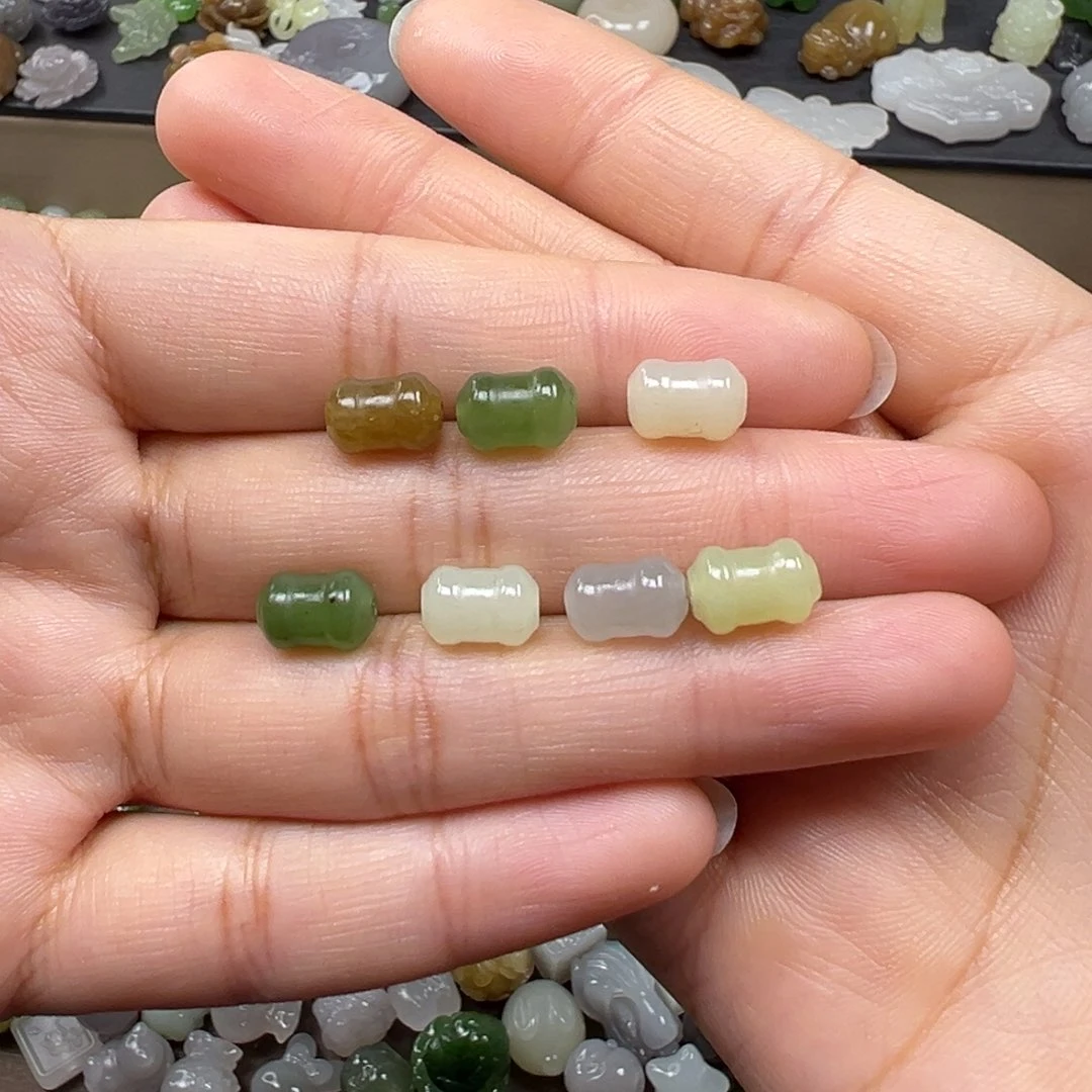 和田玉未镶嵌颈饰19.9一个多样性发其一