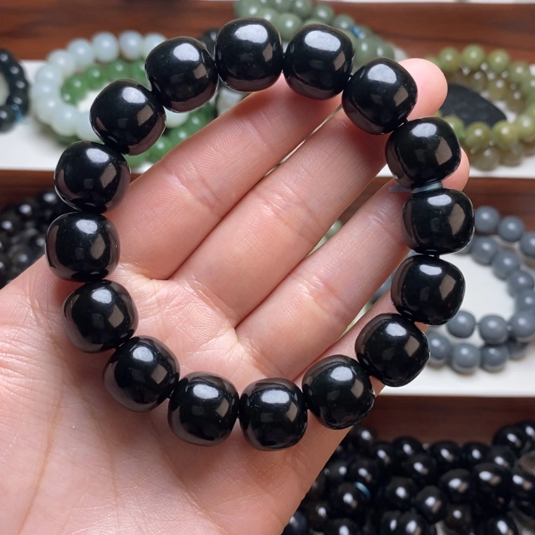 和田玉未镶嵌手串