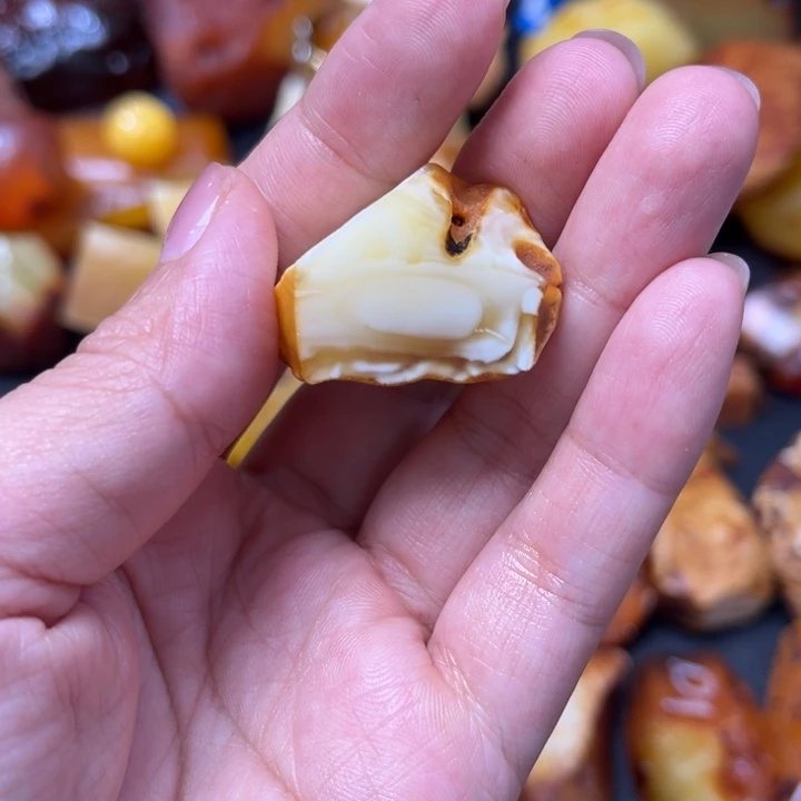 未镶嵌定制蜜蜡蜜蜡定制