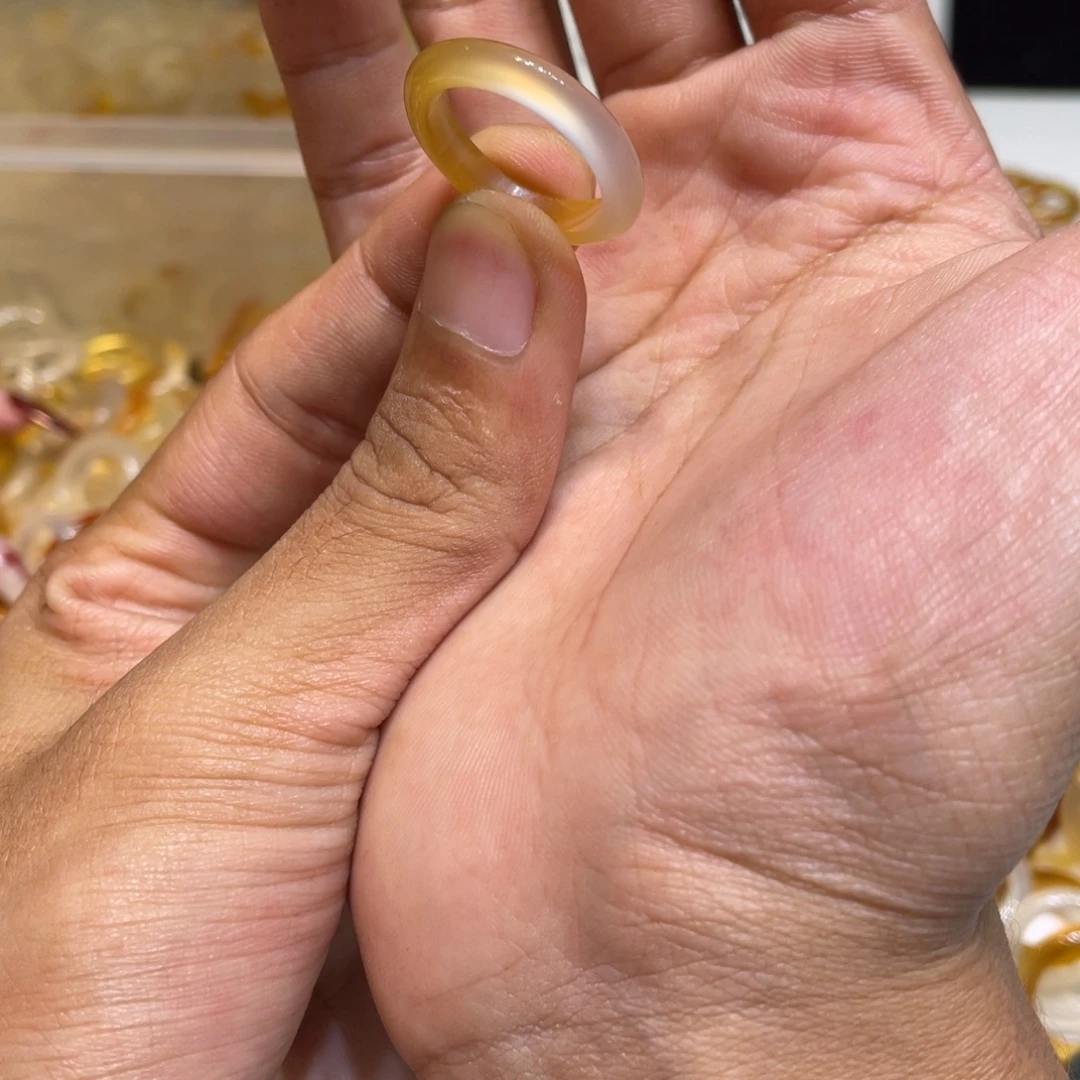 玛瑙/玉髓未镶嵌戒指77号港17 默认瑕疵