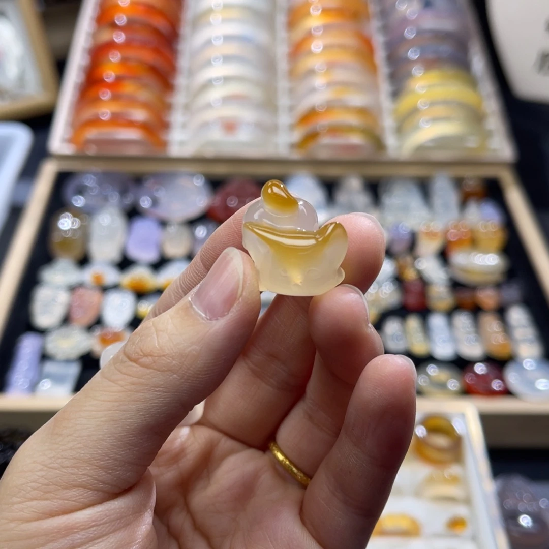 玛瑙/玉髓未镶嵌颈饰