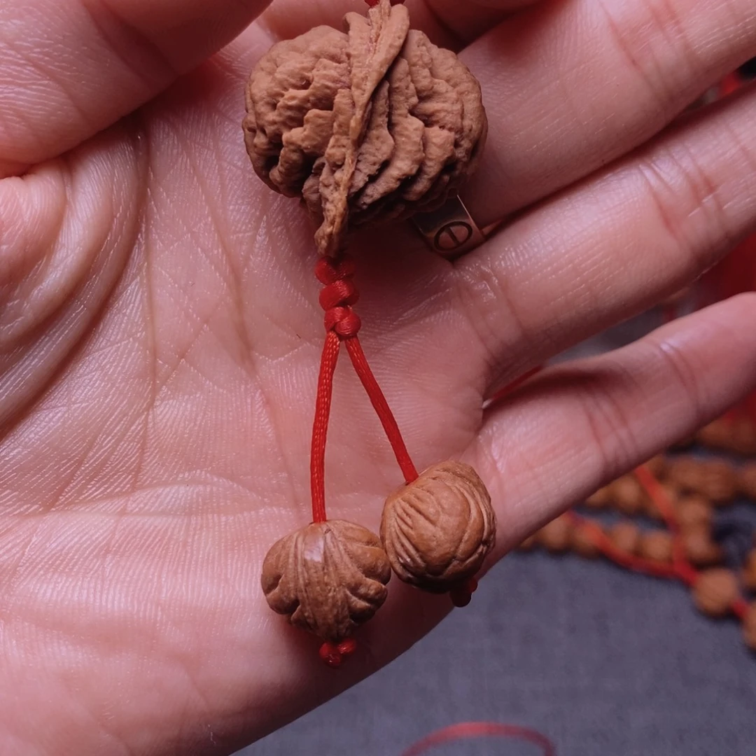 桃核吊坠龙纹桃枭