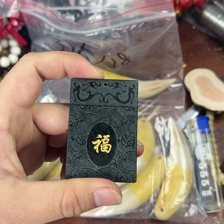 和田玉（糖玉）颈饰未镶嵌