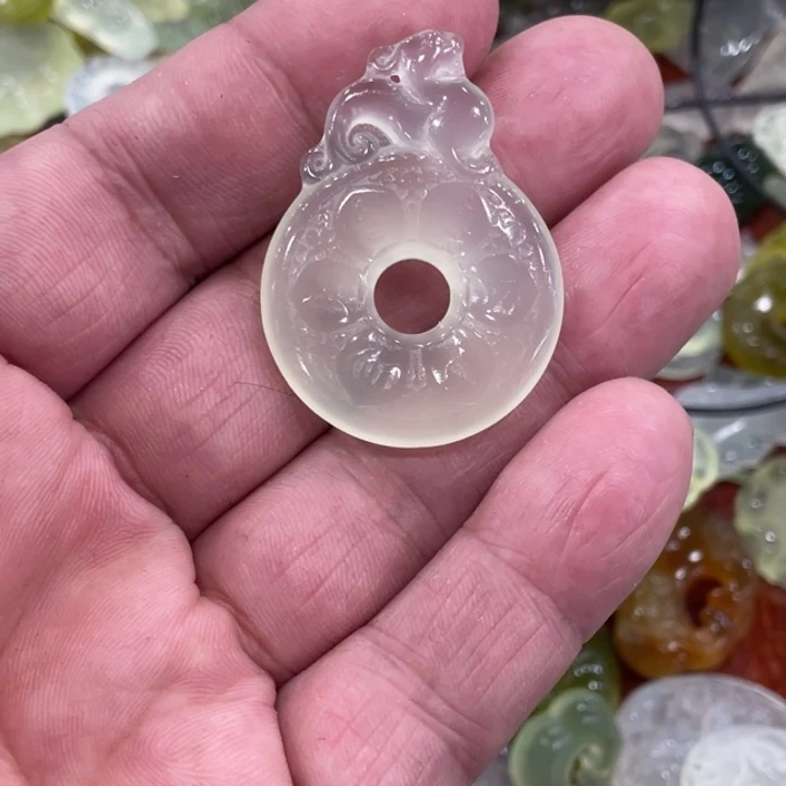 蛇纹石玉合金颈饰