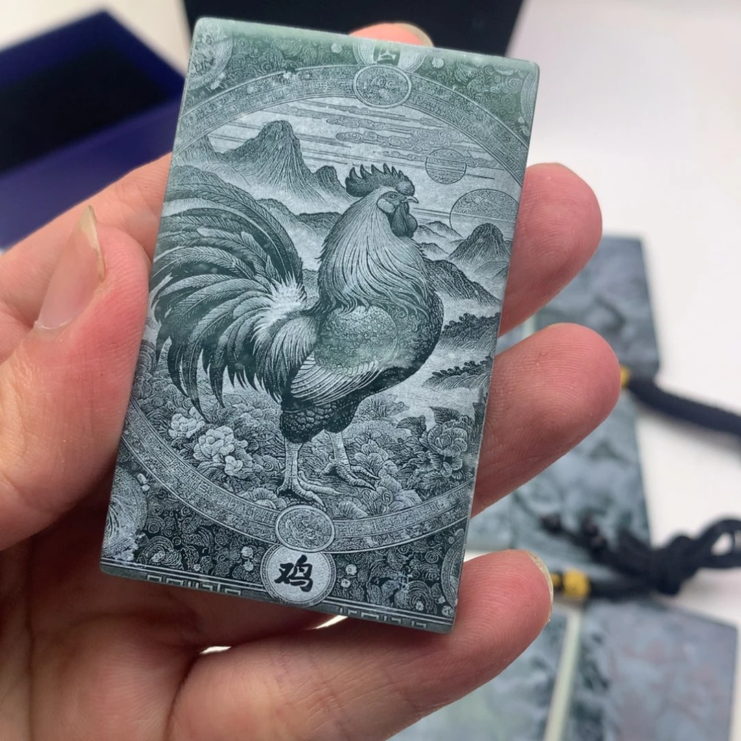 翡翠未镶嵌颈饰翡翠饰品