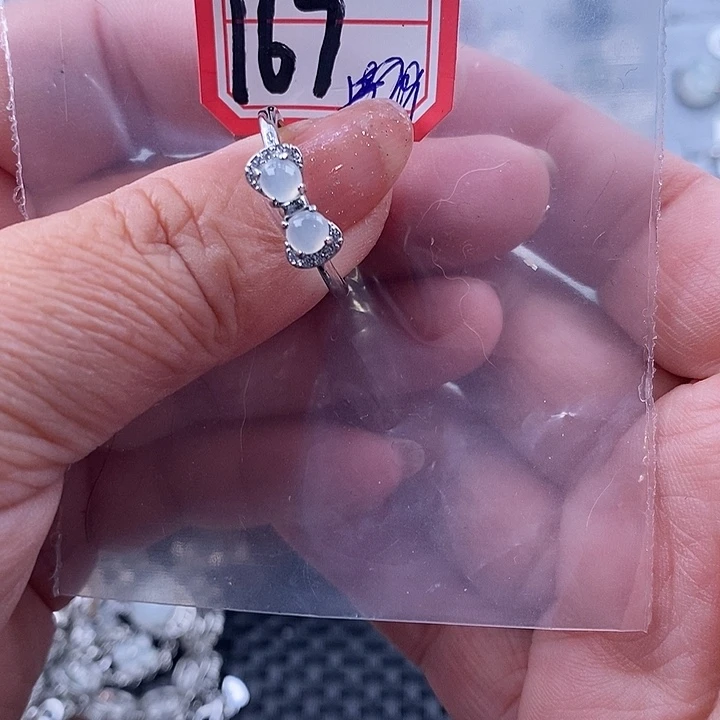 未镶嵌戒指翡翠缅甸