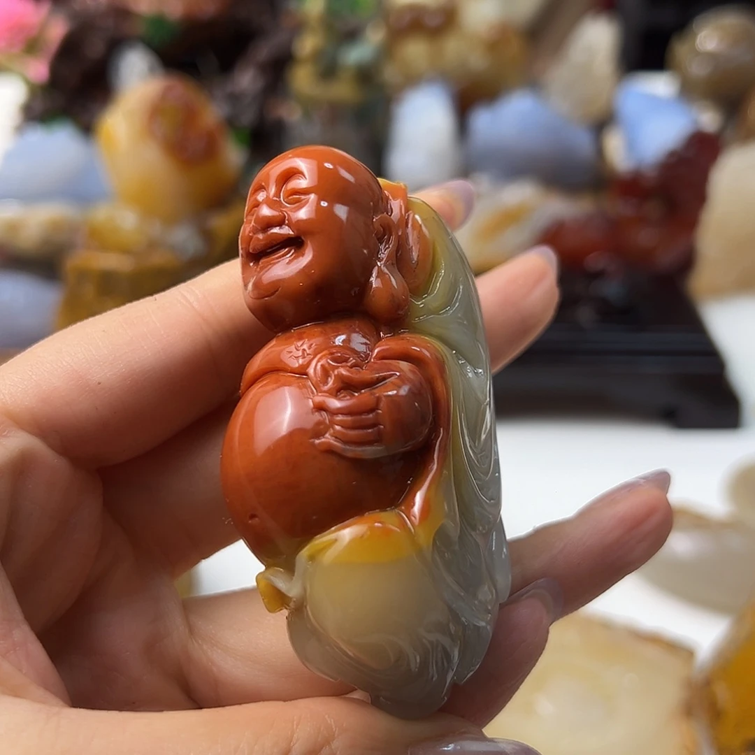 余***哥玛瑙/玉髓颈饰未镶嵌