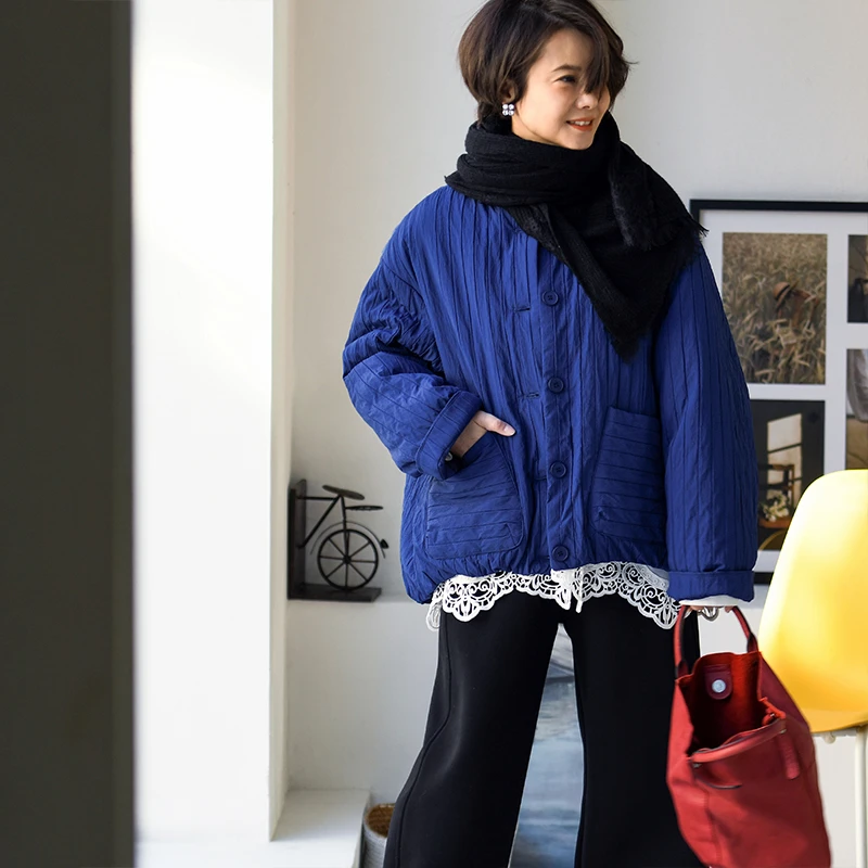 F77880 通勤简约圆领条纹肌理感茧型宝蓝色加厚棉服女冬 米可可