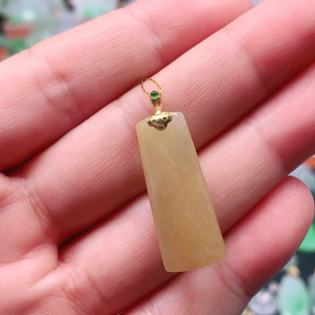 吊坠(不含链)18K金镶嵌翡翠