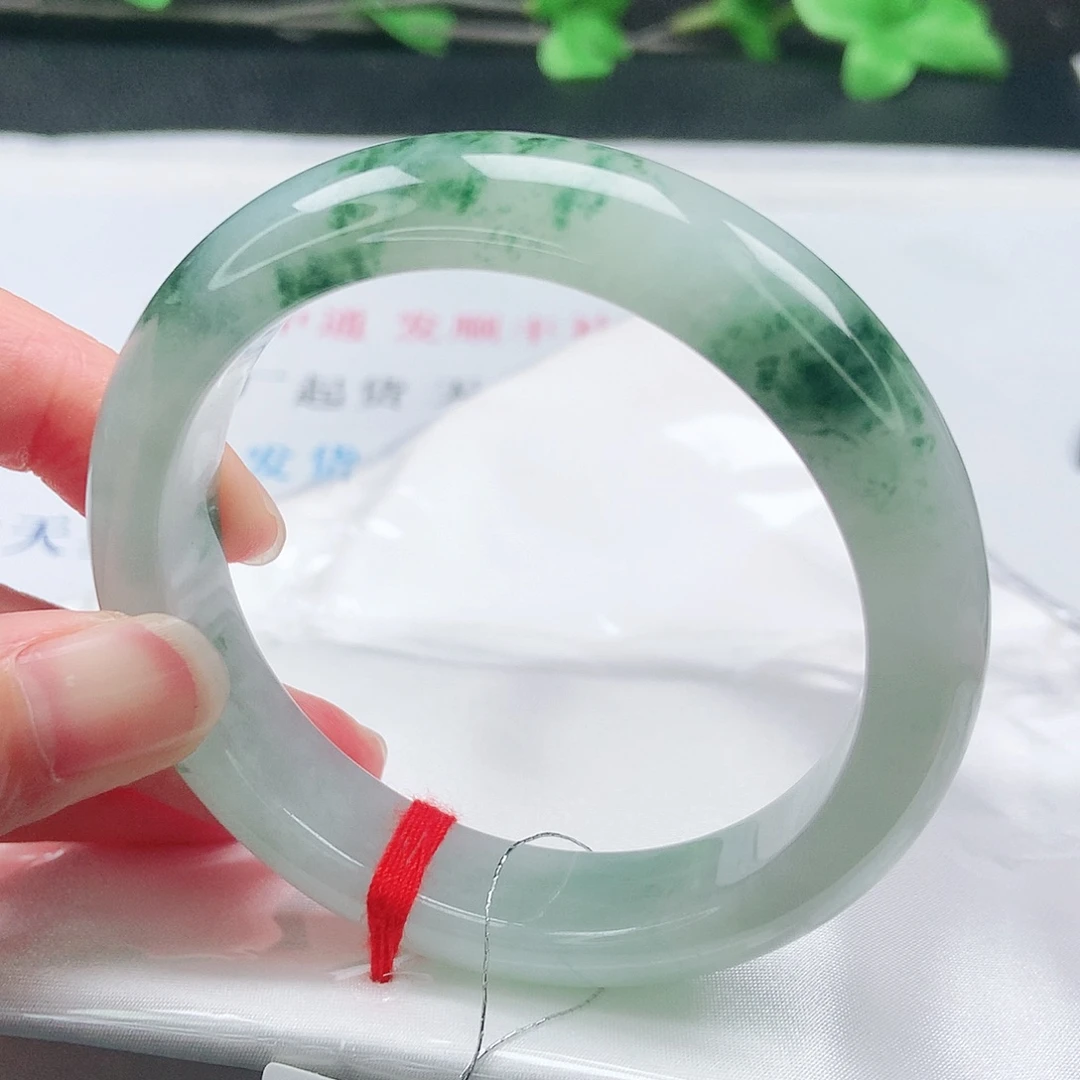 翡翠未镶嵌手镯56圈